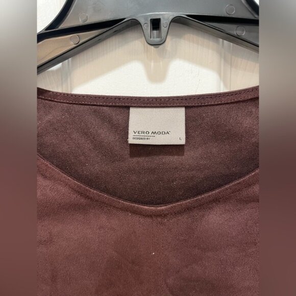 Vero Moda Plum Purple Faux Suede Short Sleeve Blouse Size L Soft Glam - Picture 4 of 4